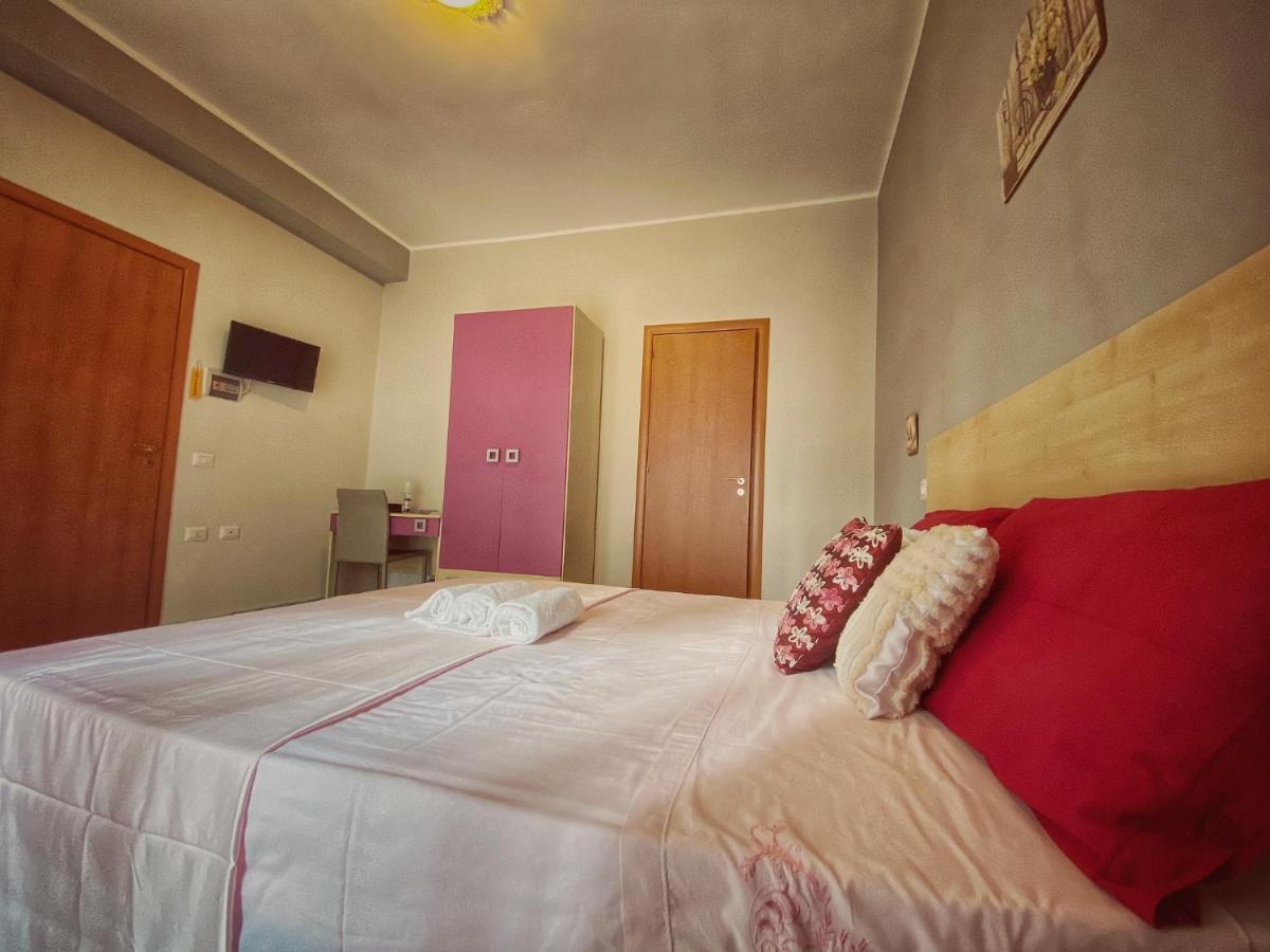 Bed and Breakfast La Pietra Preziosa Crotone Exteriér fotografie